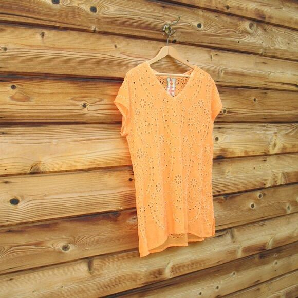 Johnny Was Eyelet Top - Picture 4 of 10